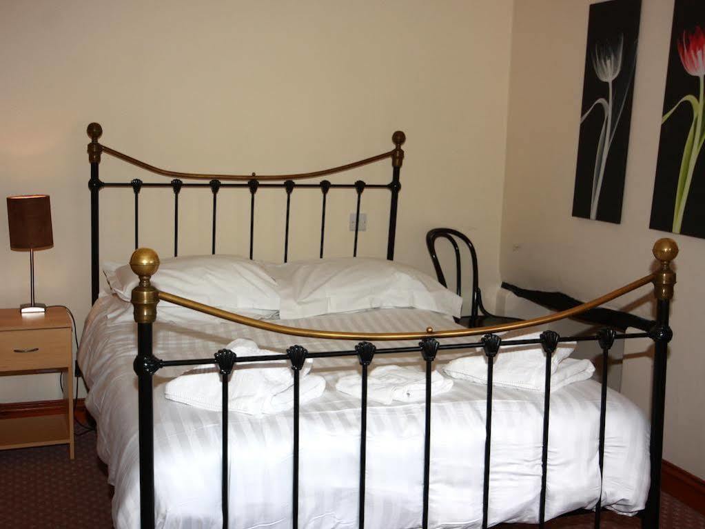 Churchills Inn & Rooms Боунес он Уиндърмиър Екстериор снимка